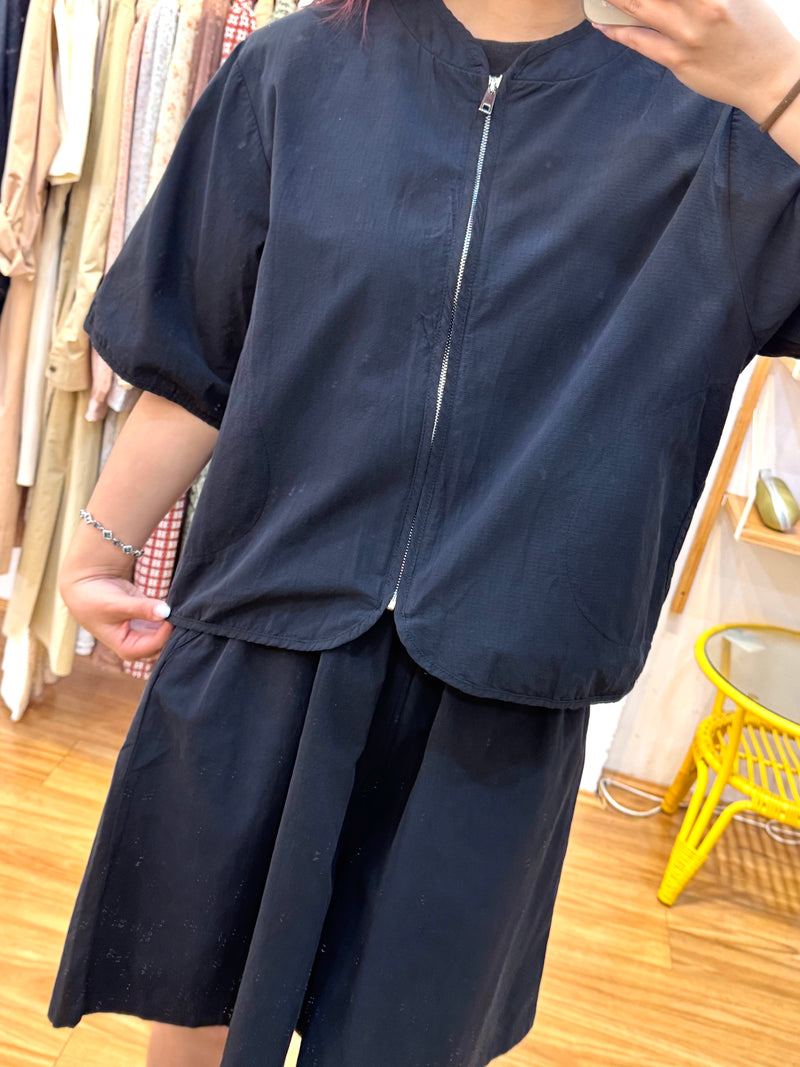 Oversized Black Short-Sleeve Jacket & Wide Short Pants Set
