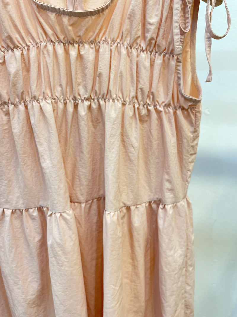 Ribbon shoulder gathered dress