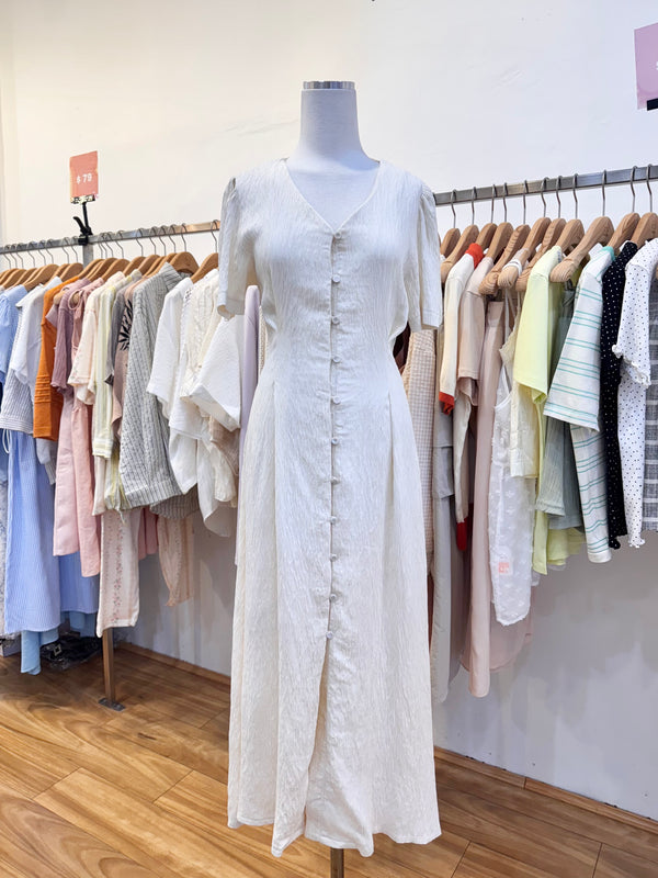 Ivory Breeze Everyday Dress