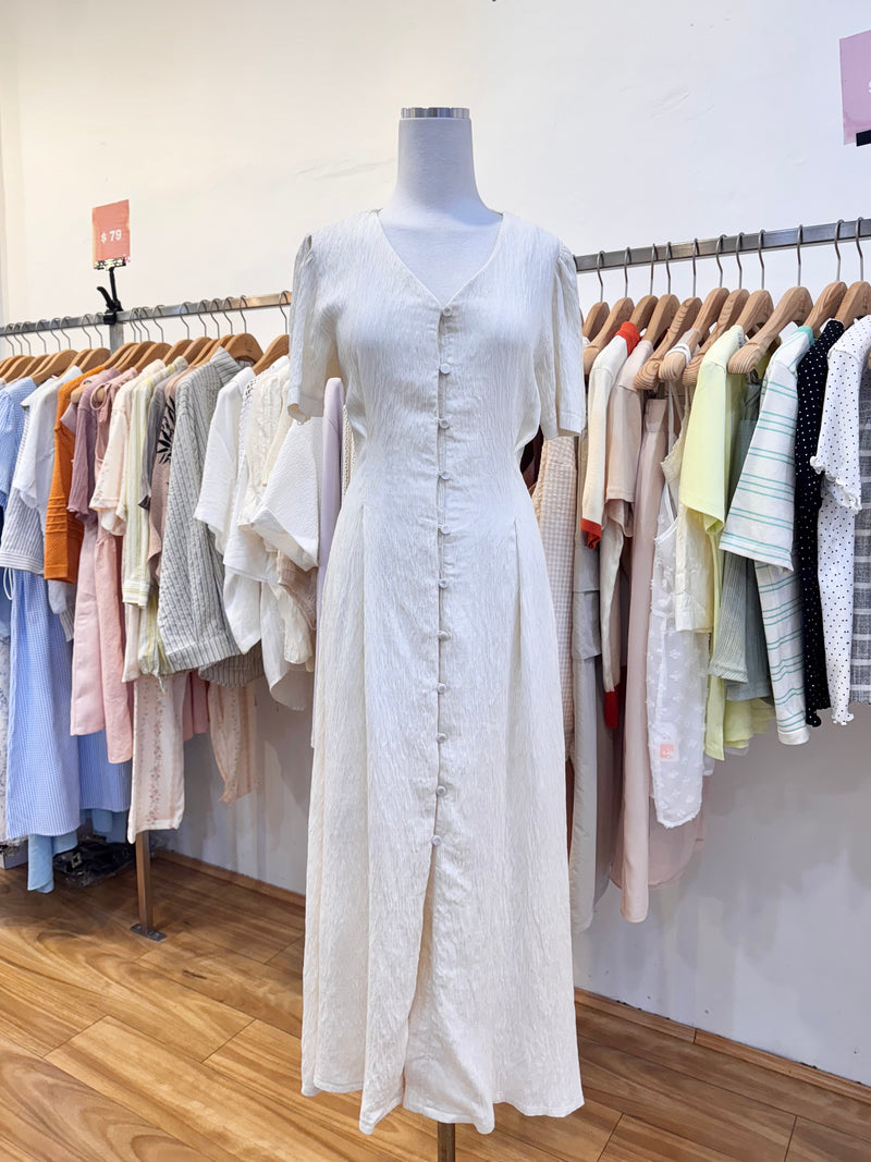 Ivory Breeze Everyday Dress