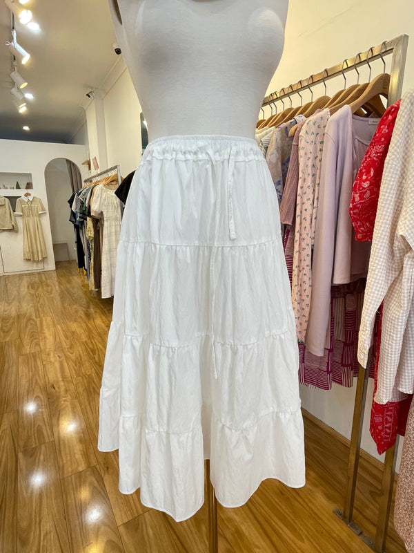 Mid summer skirts-black/White