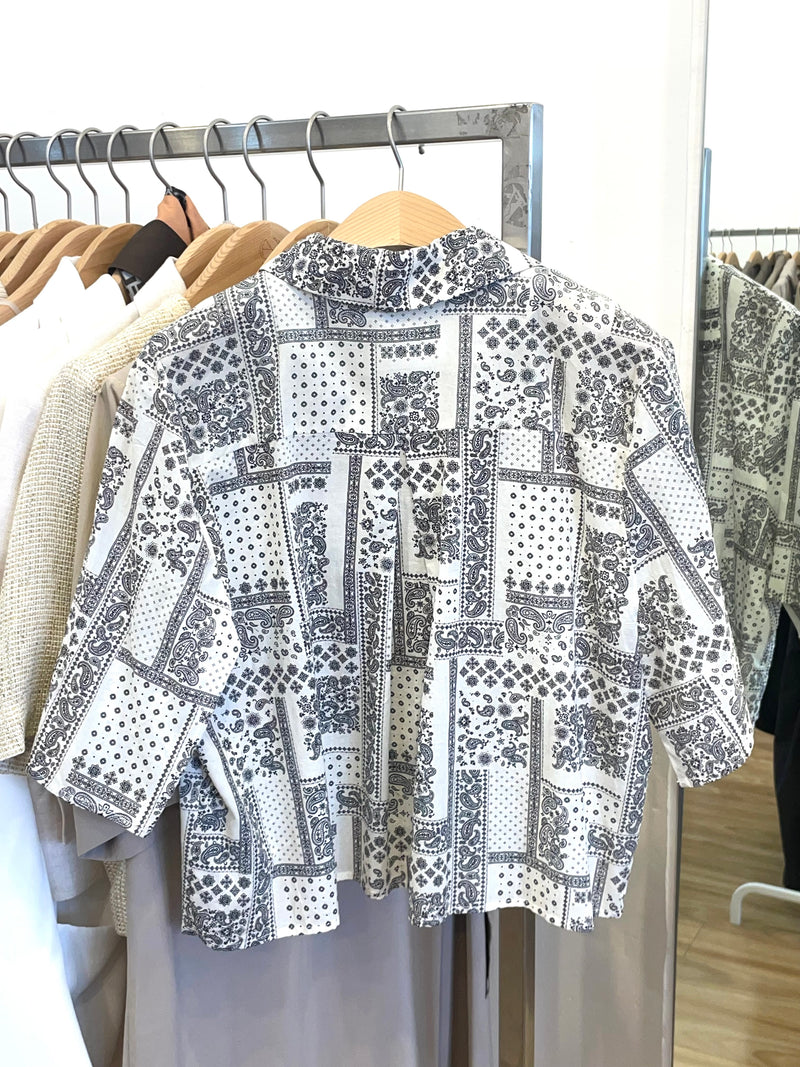 Summer White Sketch Crop Shirt