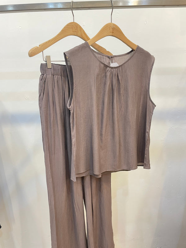 Soft Sleeveless Lounge Set