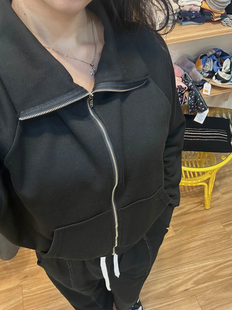 Zip-Up Cropped Hoodie