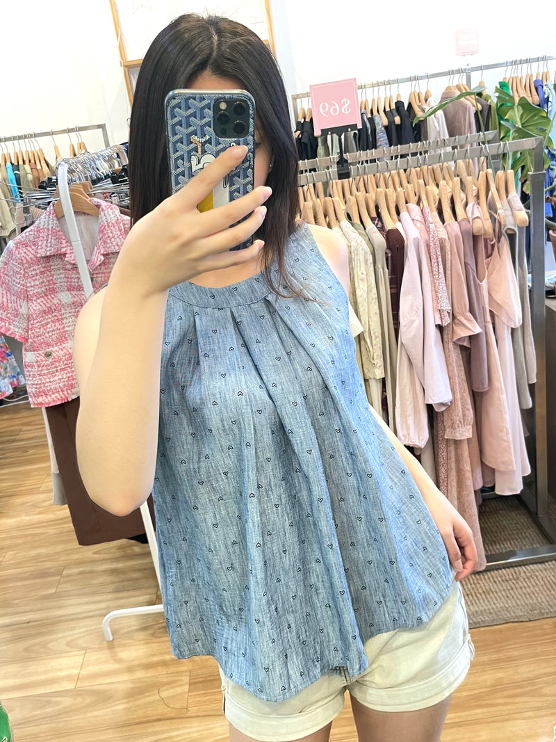Heart-Dot Pleated Sleeveless Blouse