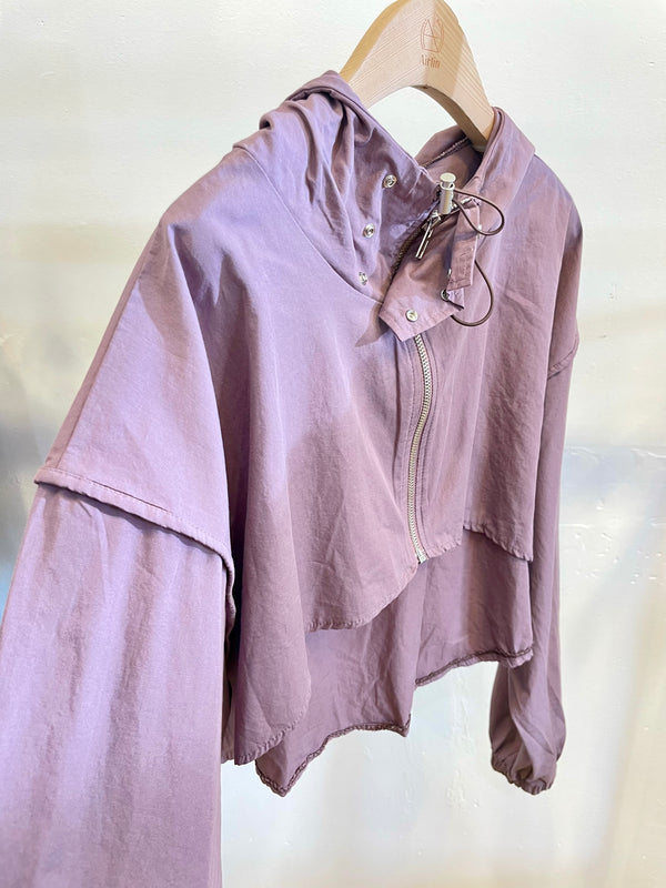 Long-Sleeve Cropped Statement Jacket