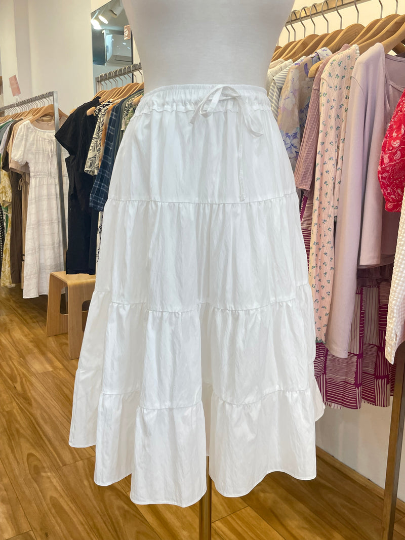 Mid summer skirts-black/White