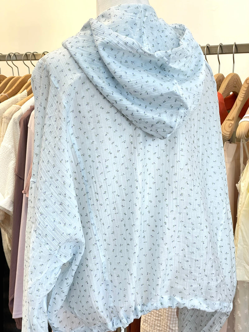 Airy Sky Bloom Sun Jacket