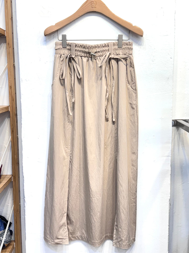 Beige ribbon skirt