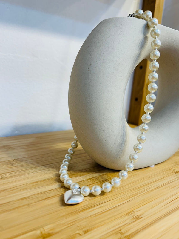Big Silver heart pearl necklace