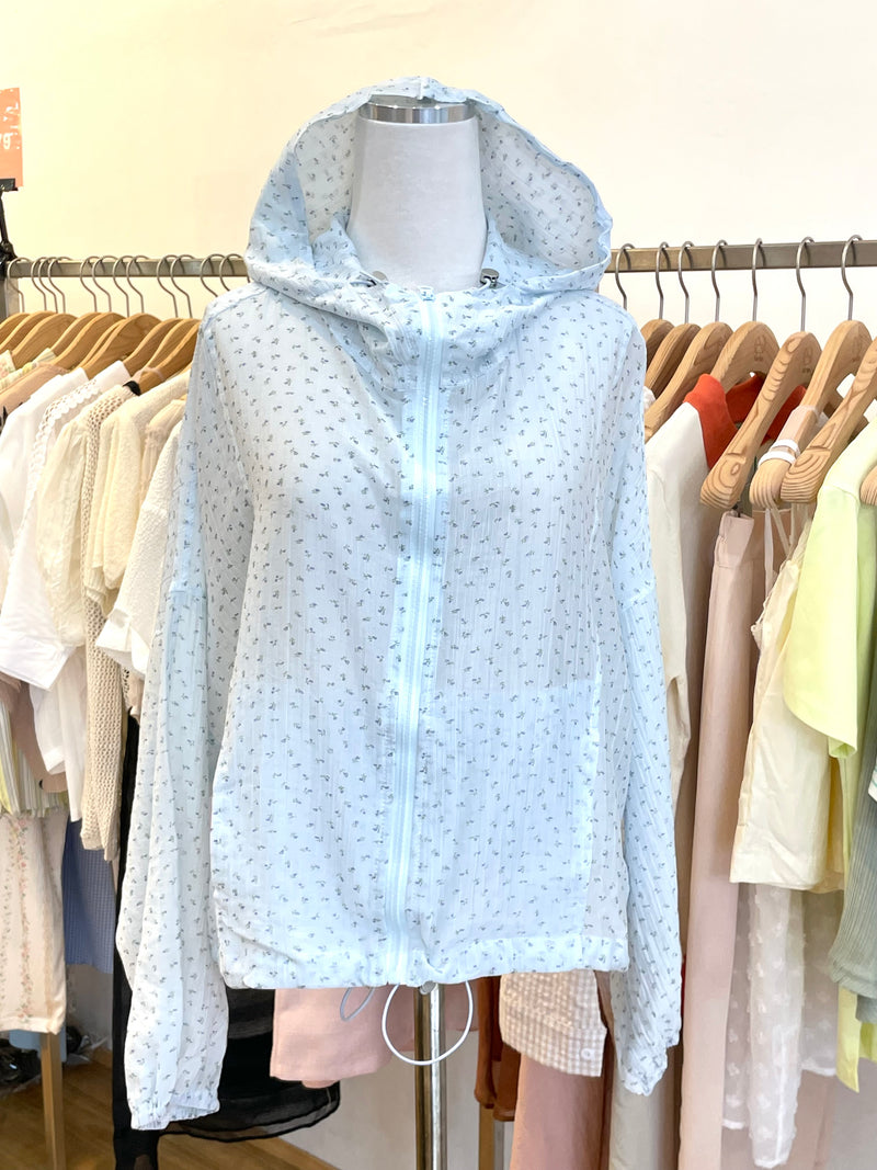 Airy Sky Bloom Sun Jacket