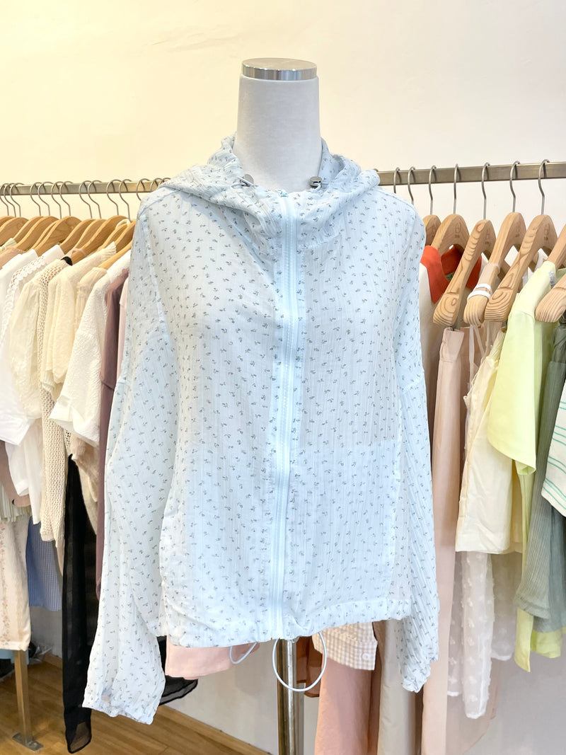 Airy Sky Bloom Sun Jacket