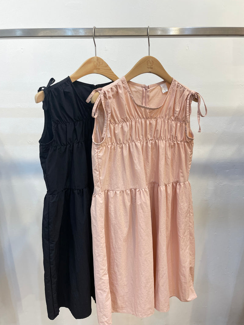 Ribbon shoulder gathered dress