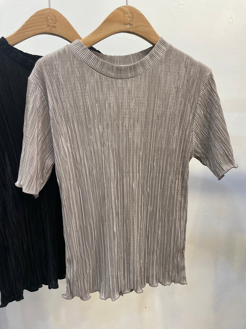 Simple summer plated tops