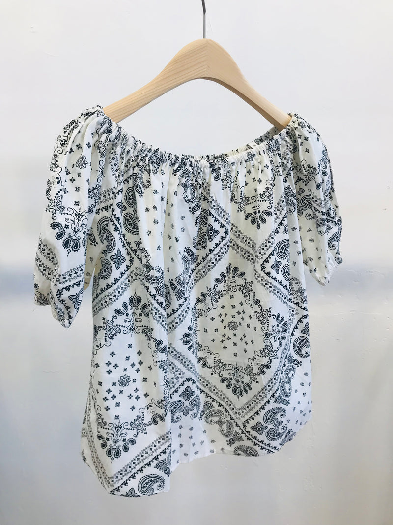 One shoulder top