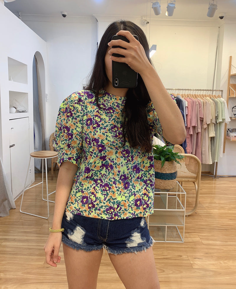 Round Floral Top