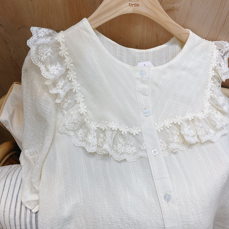 Lazy summer day lace top