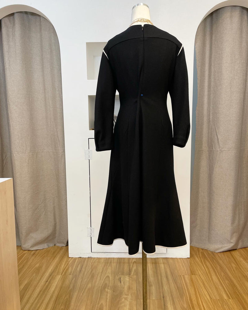 Wool blended black frill dress